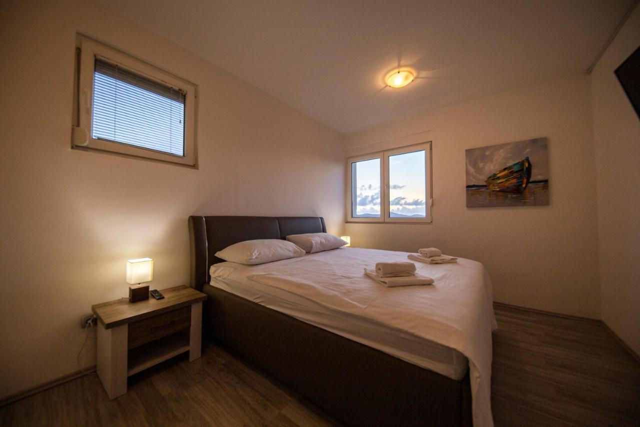 City&Sea View 2Br 4+2 Zadar Exteriör bild