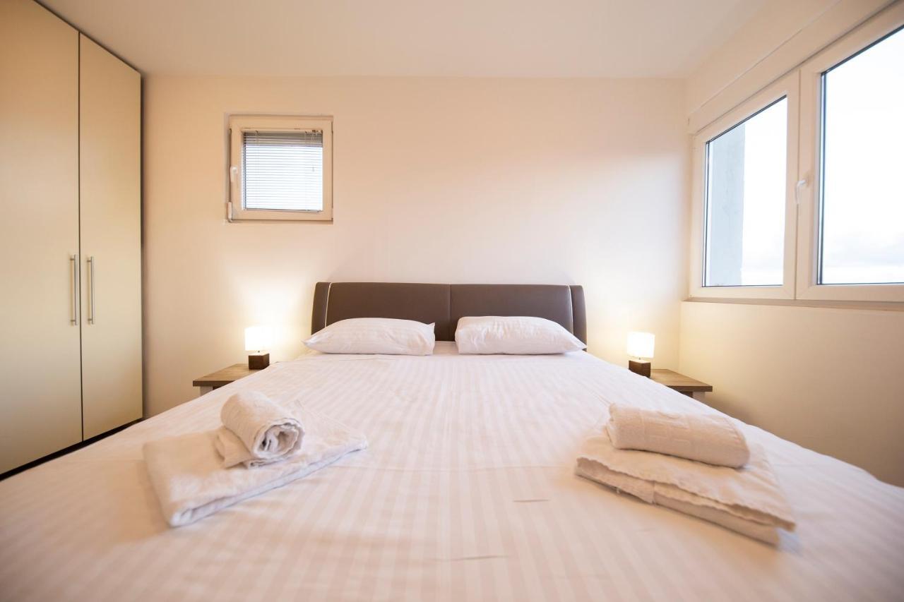 City&Sea View 2Br 4+2 Zadar Exteriör bild